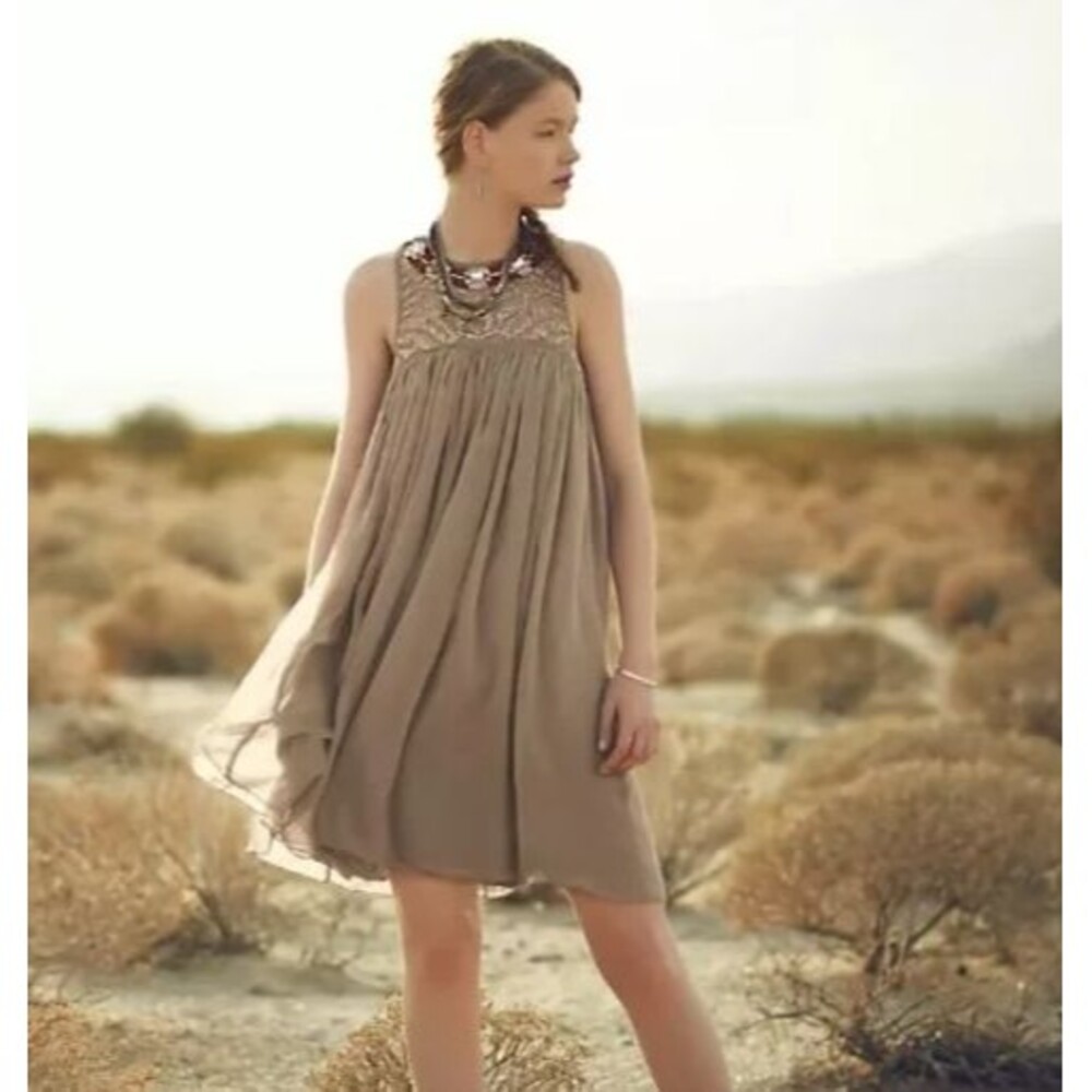 Anthropologie Moulinette Soeurs Dress Size 0 Embellished Sequin Whimsy Glam Boho